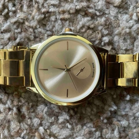 New Luxury Gold Unisex Minimalist Round Pointer Quartz Made Chain Link Watch - Picture 10 of 15